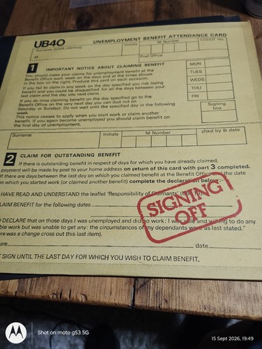 Ub40 signing off - signing, vinyl