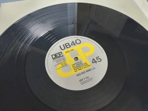 Ub40 red - ,