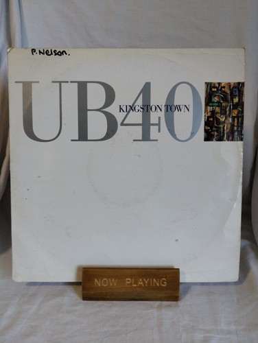 Ub40 single kingston - -,