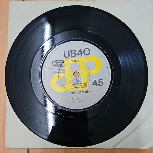 Ub40 red - –, (1983)